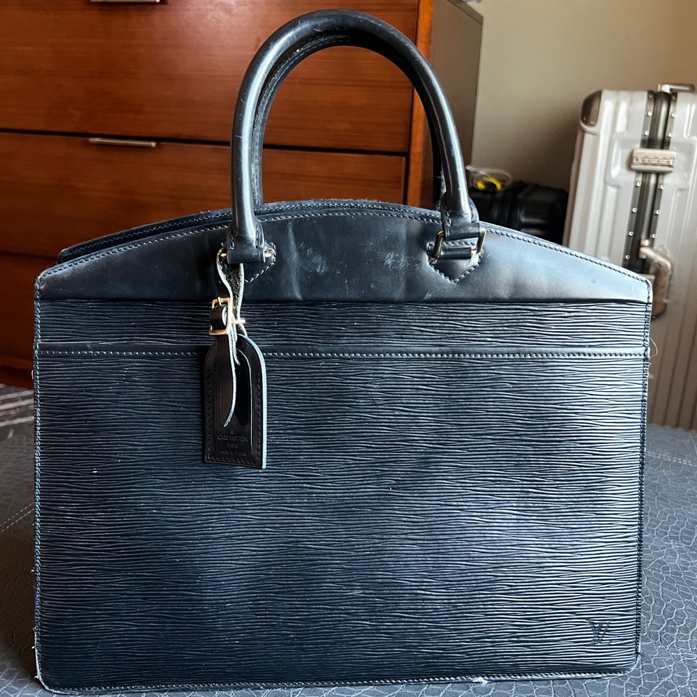 Riviera Epi Black